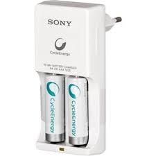 Carregador de Pilhas Sony com 2 Pilhas AA 1,5x - Branco